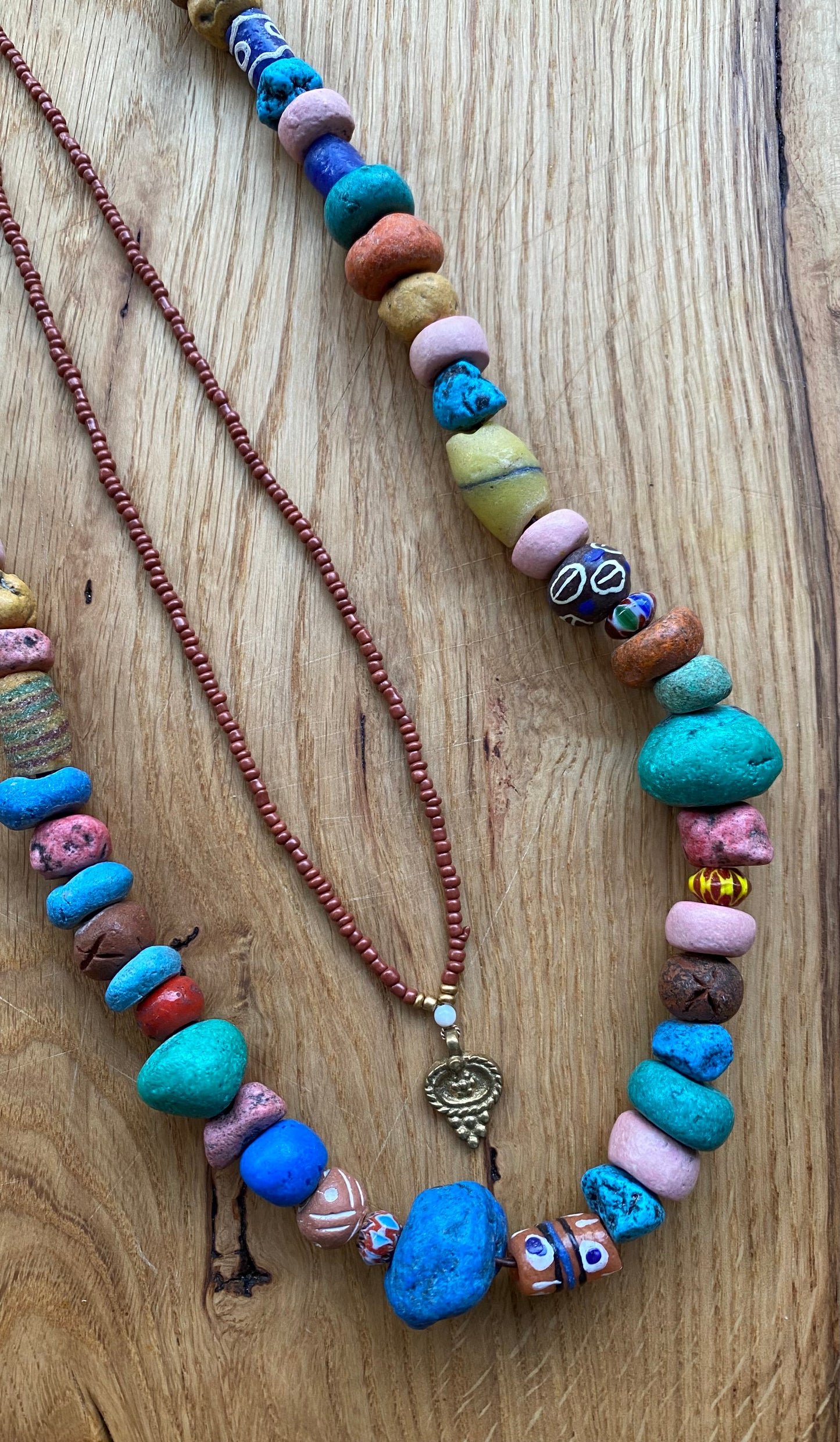 Ketting van oude Afrikaanse kralen